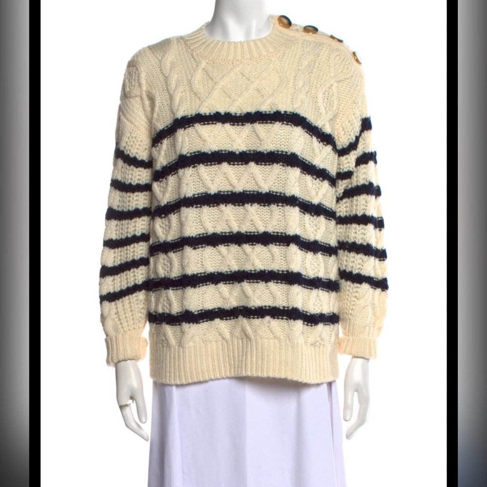 Sezane James 100% Wool
Fisherman Striped Sweater Ecru
Navy $295 Size S
$99.00 - Picture 2 of 8